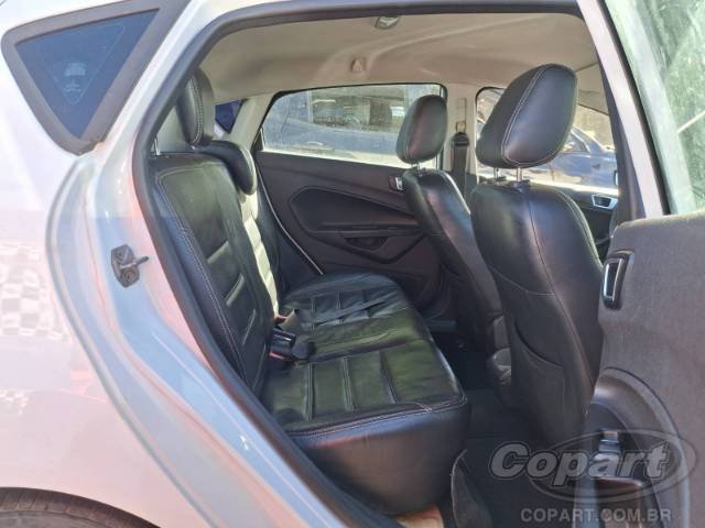 2015 FORD FIESTA 