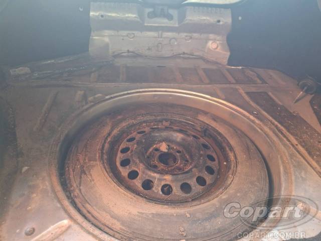 2012 VOLKSWAGEN VOYAGE 