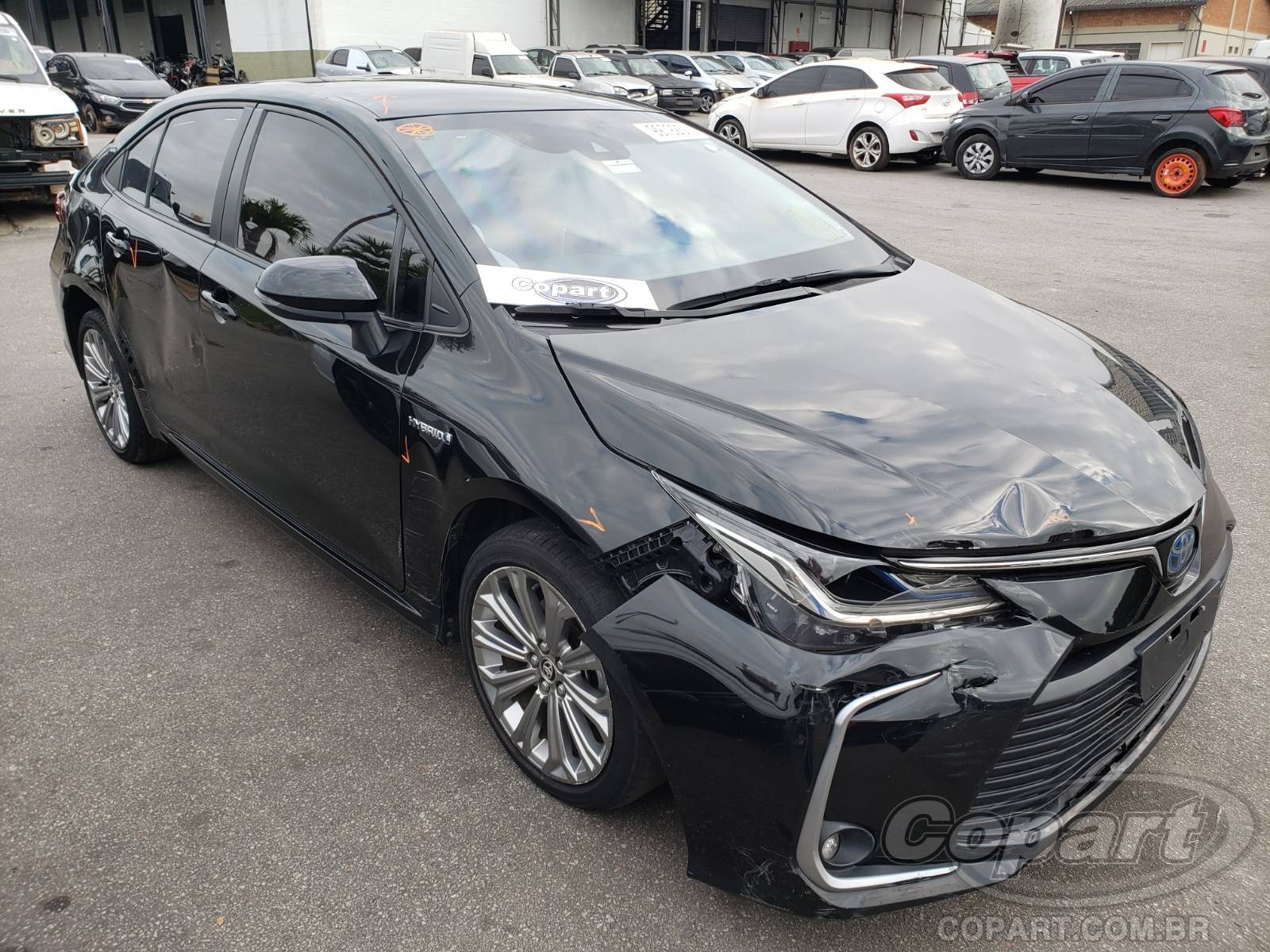 Veículo Toyota Corolla TOYOTA COROLLA 2019 HIBRIDO ELETRICO/ALCOOL/GASOLINA 2020 em leilão