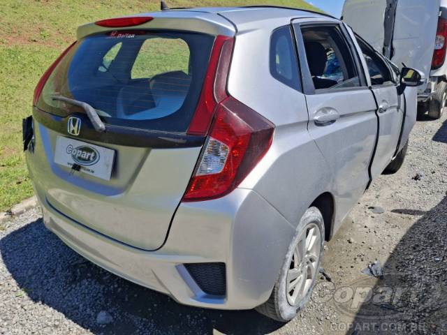 2016 HONDA FIT 