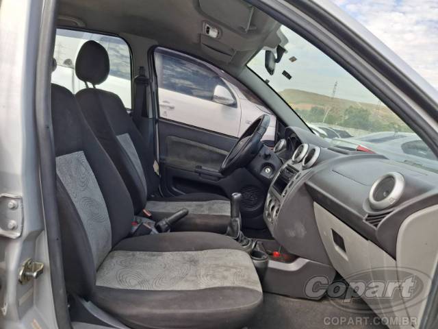 2008 FORD FIESTA SEDAN 