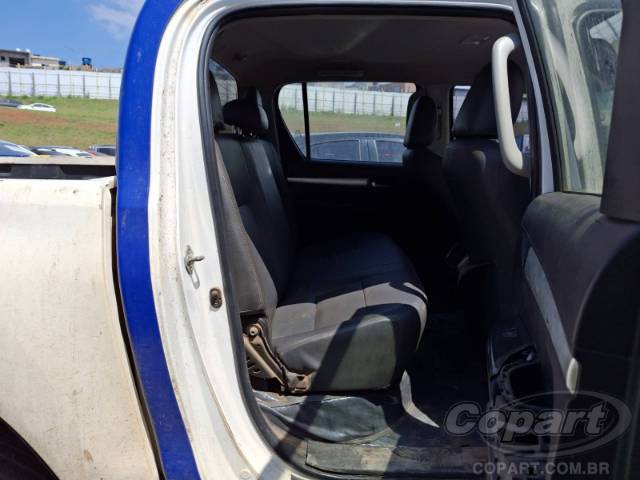 2017 TOYOTA HILUX CD 