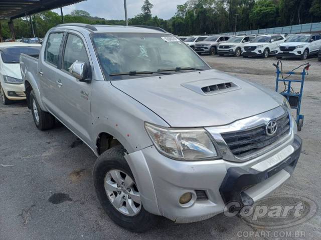 2012 TOYOTA HILUX CD 