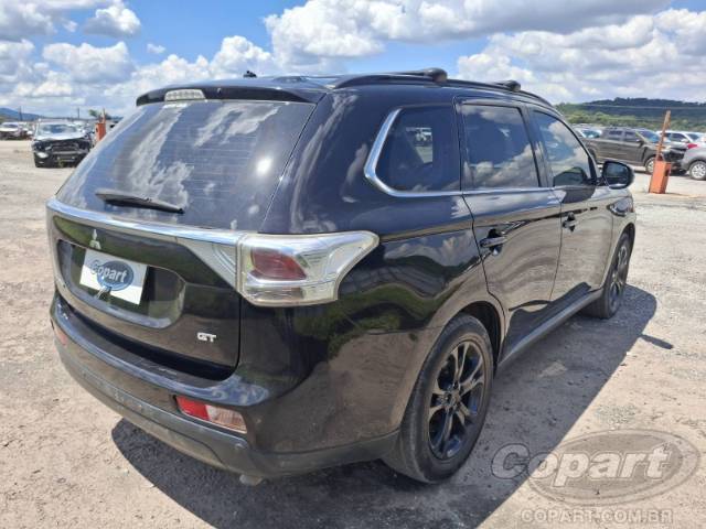 2015 MITSUBISHI OUTLANDER 