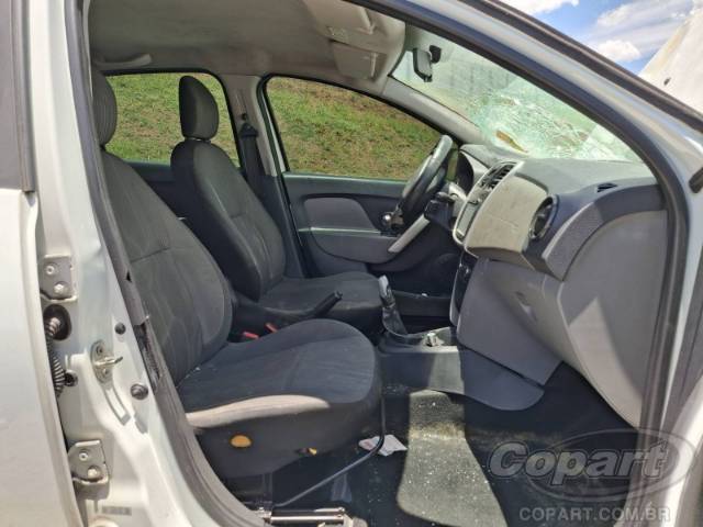2017 RENAULT LOGAN 