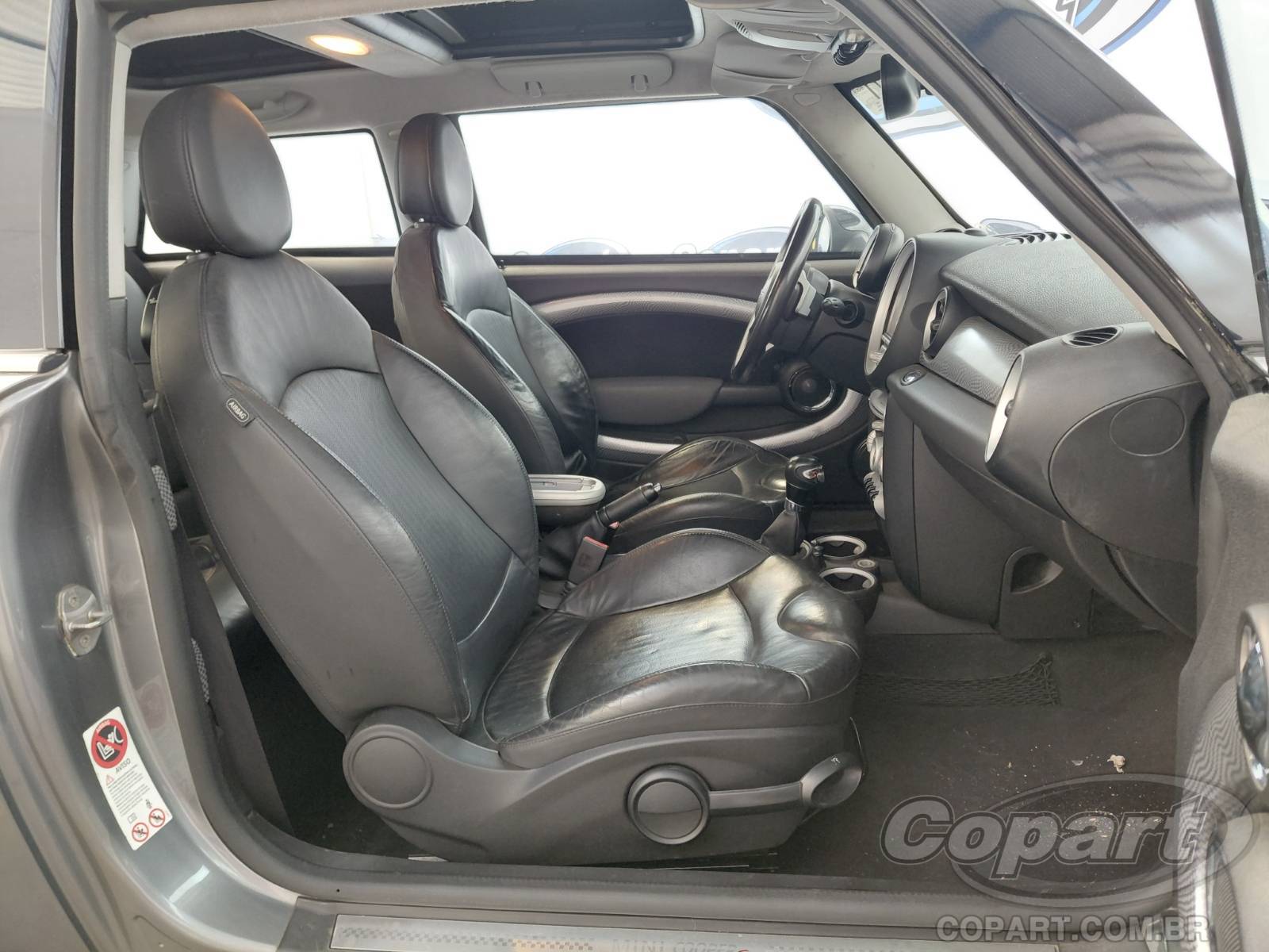2010 MINI COOPER — foto 5 de 11