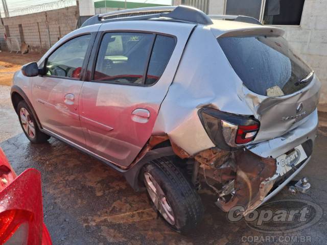 2017 RENAULT SANDERO 