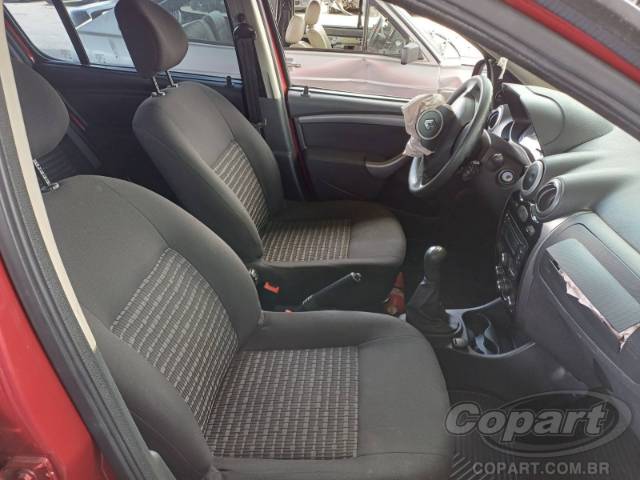 2014 RENAULT SANDERO 