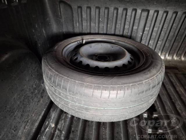 2015 VOLKSWAGEN SAVEIRO CE 