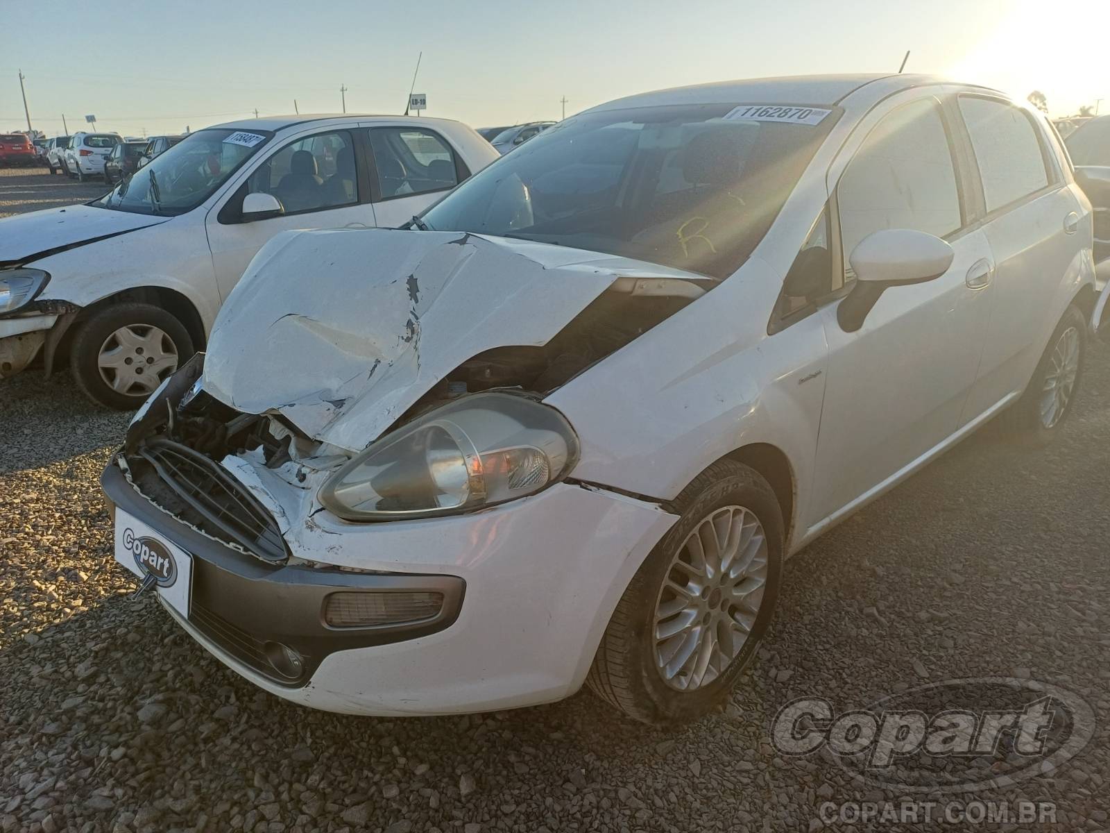 Foto 2: 2013 FIAT PUNTO