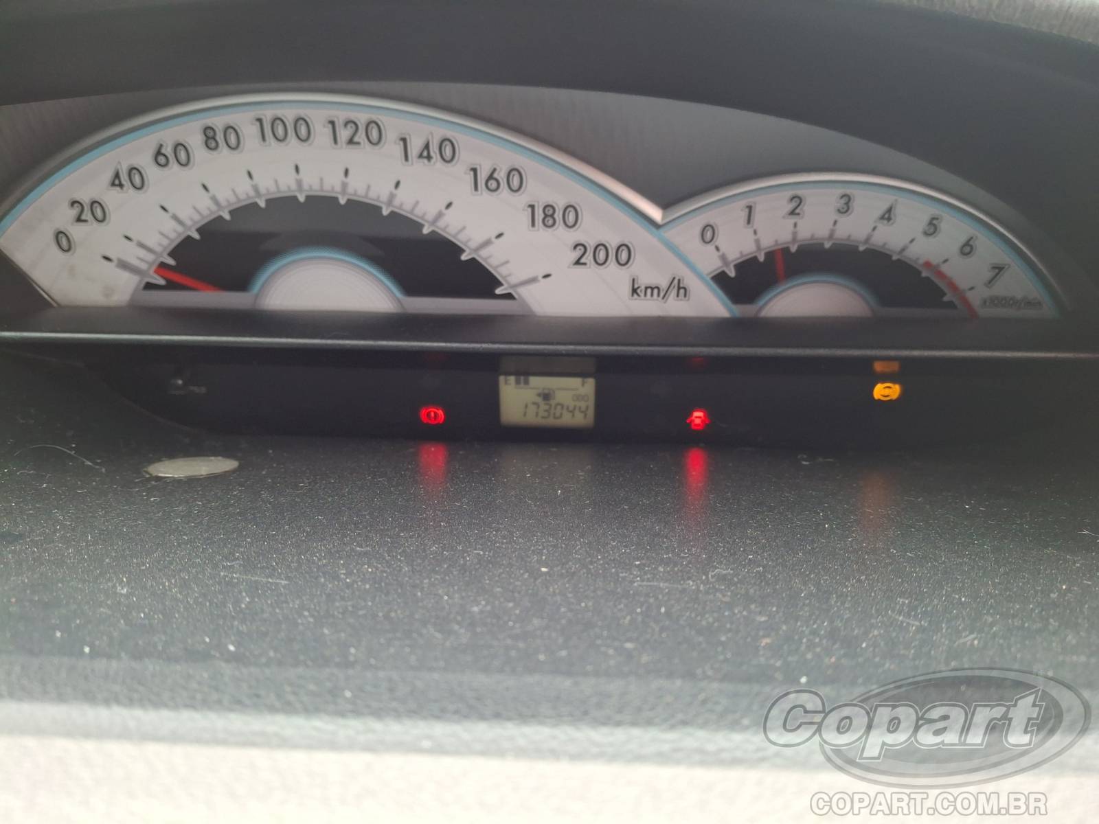 Foto 8 de 15: 2013 TOYOTA ETIOS