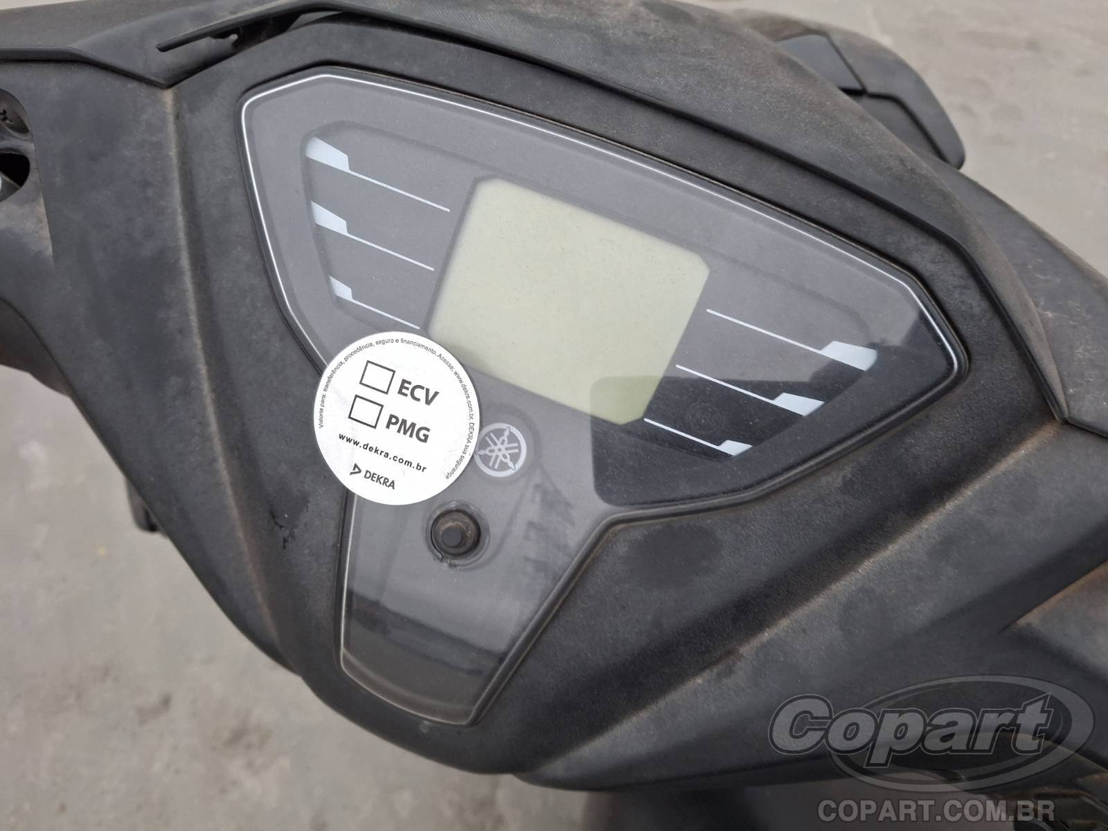 2025 YAMAHA FLUO — foto 9 de 13