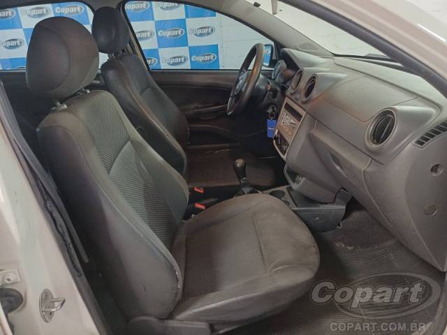 2016 VOLKSWAGEN GOL 