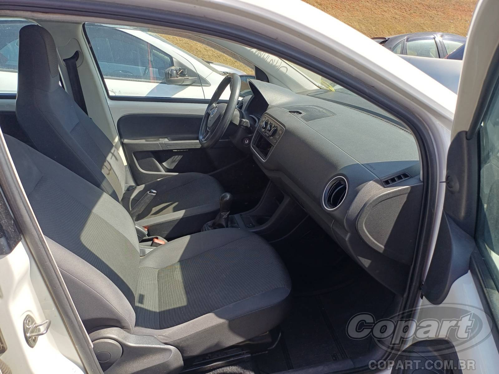 Foto 5: 2018 VOLKSWAGEN UP