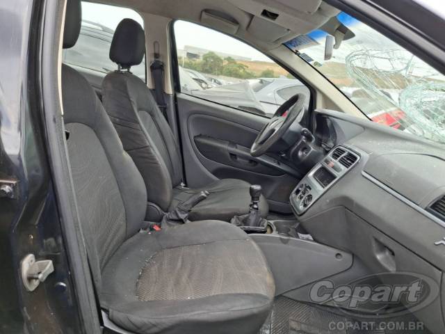 2011 FIAT PUNTO 