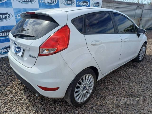 2015 FORD FIESTA 
