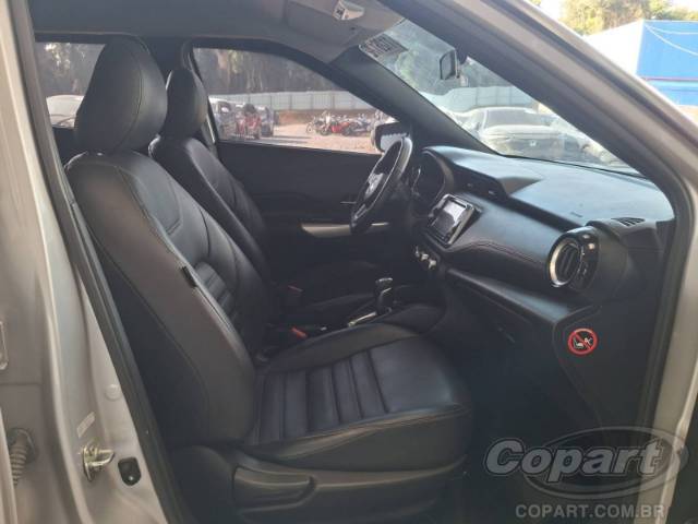 2021 NISSAN KICKS 