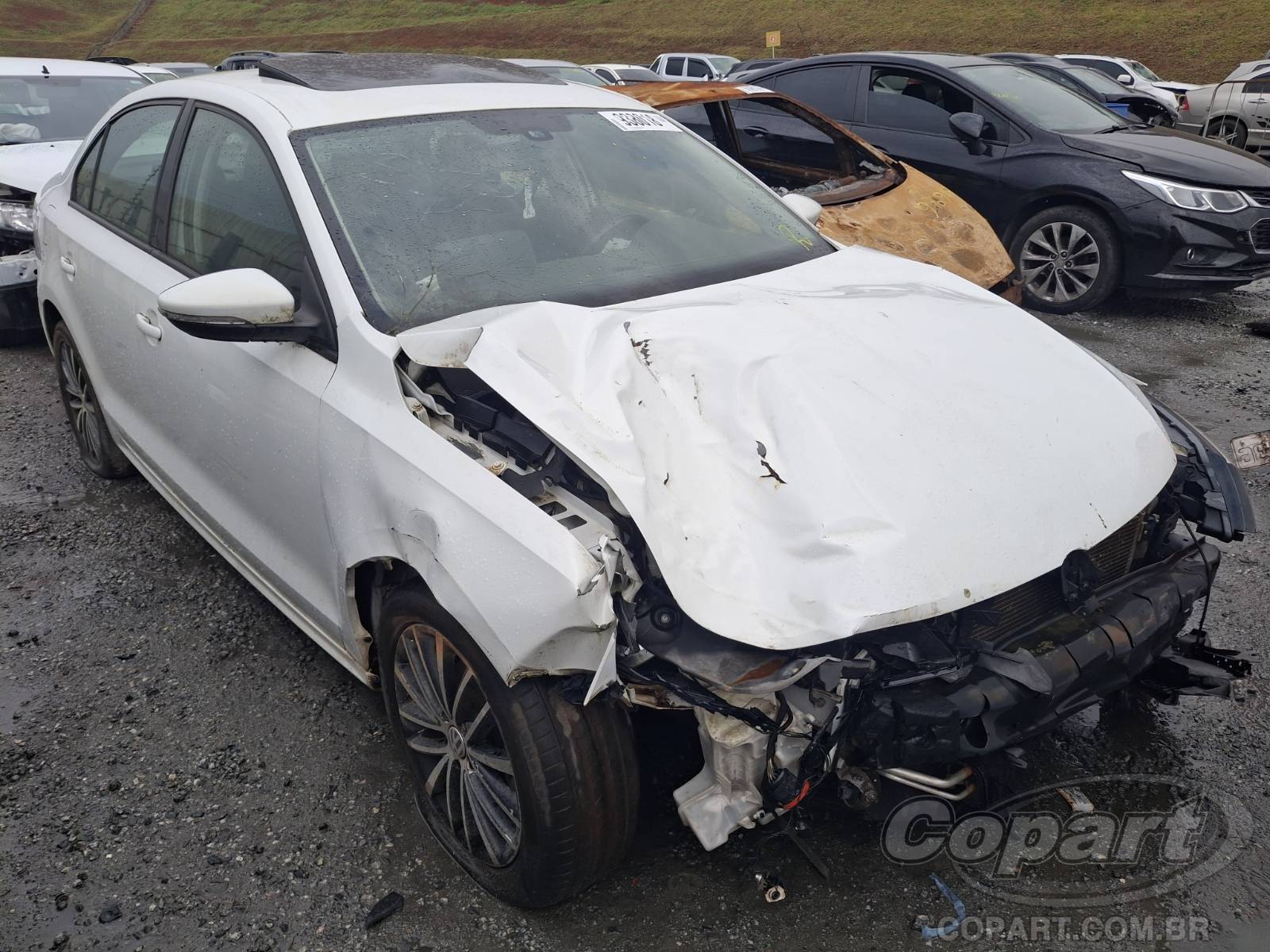 Veículo VW - VolksWagen Jetta Volkswagen Jetta Comfortline AT 2.0 Total Flex 2016 Colisão Média Monta 2016 em leilão