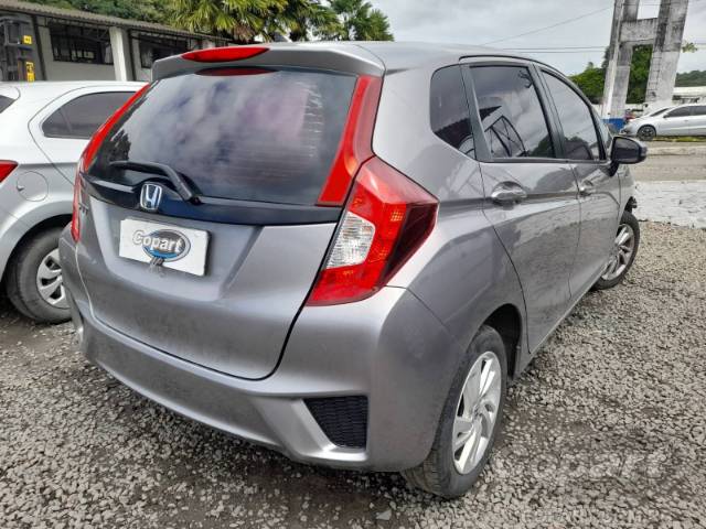 2015 HONDA FIT 