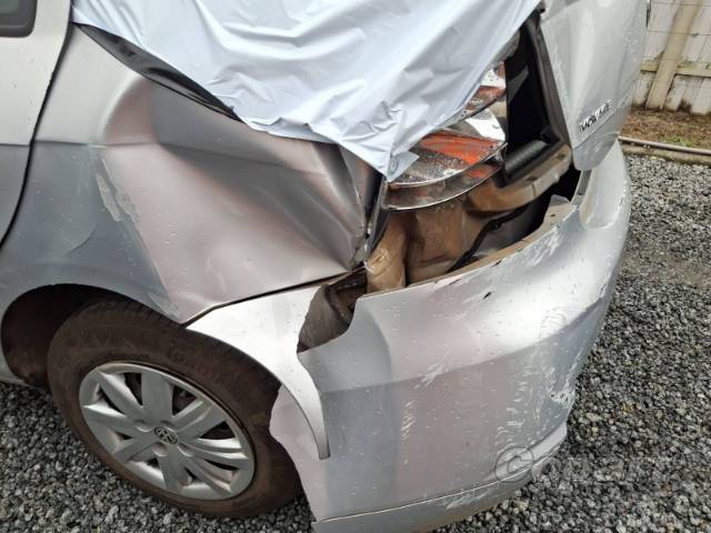 2012 VOLKSWAGEN VOYAGE 