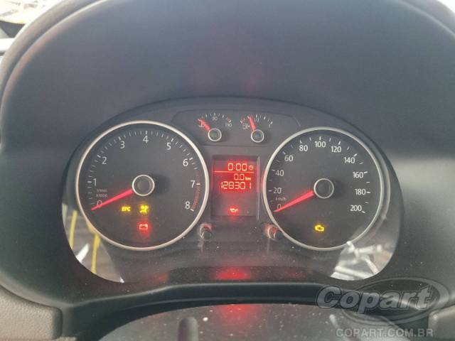 2014 VOLKSWAGEN VOYAGE 