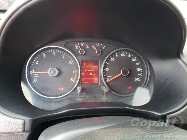 2015 VOLKSWAGEN SAVEIRO CD 