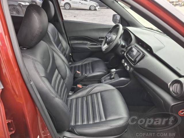 2019 NISSAN KICKS 