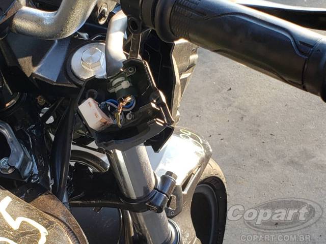 2026 HONDA CB 300F 