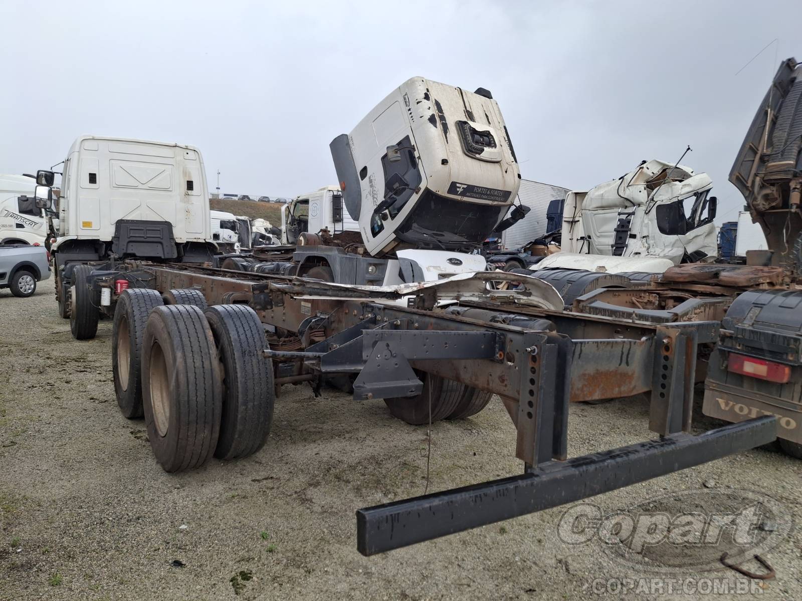 2019 FORD CARGO 3031 — foto 3 de 10