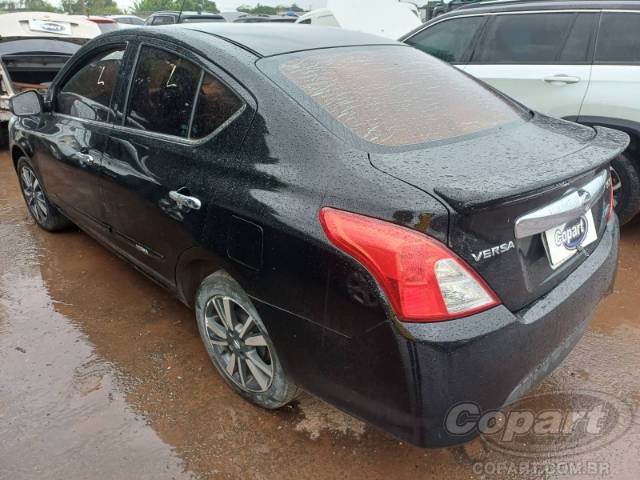 2018 NISSAN VERSA 