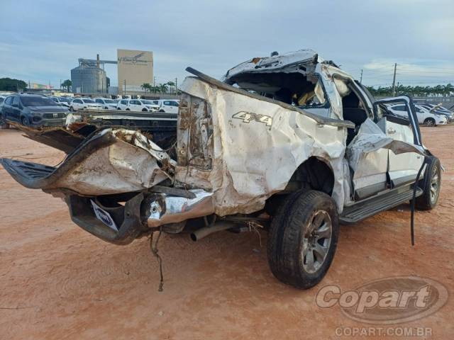 2022 CHEVROLET S10 CABINE DUPLA 