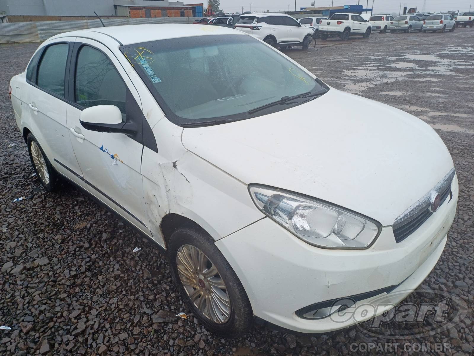 FIAT GRAND SIENA ESSENCE 1.6 16V E.TORQ 2015