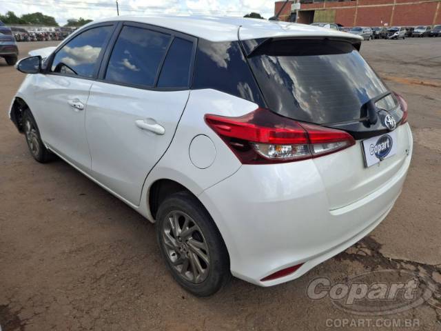 2023 TOYOTA YARIS 