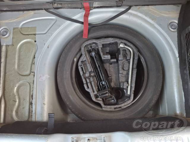 2013 VOLKSWAGEN FOX 