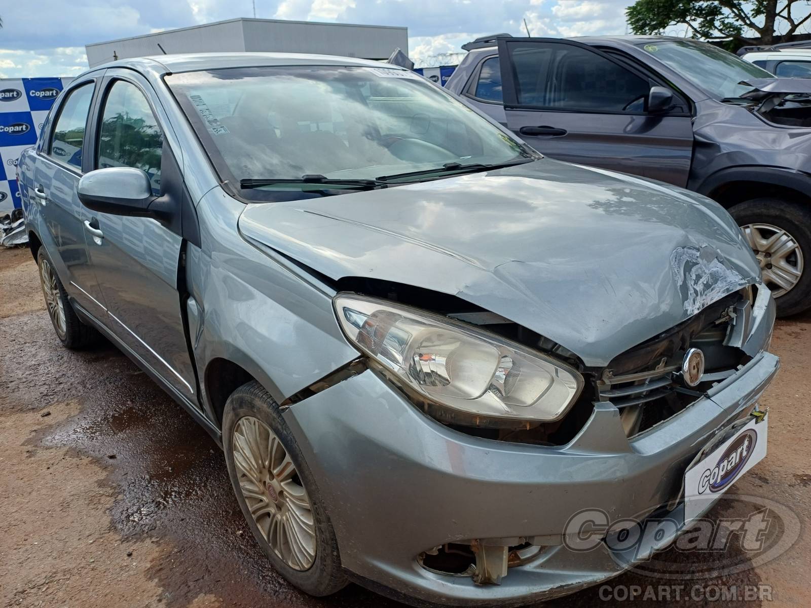 Veículo Fiat Grand Siena FIAT Grand Siena 1.6 16V Flex 2014 2014 em leilão