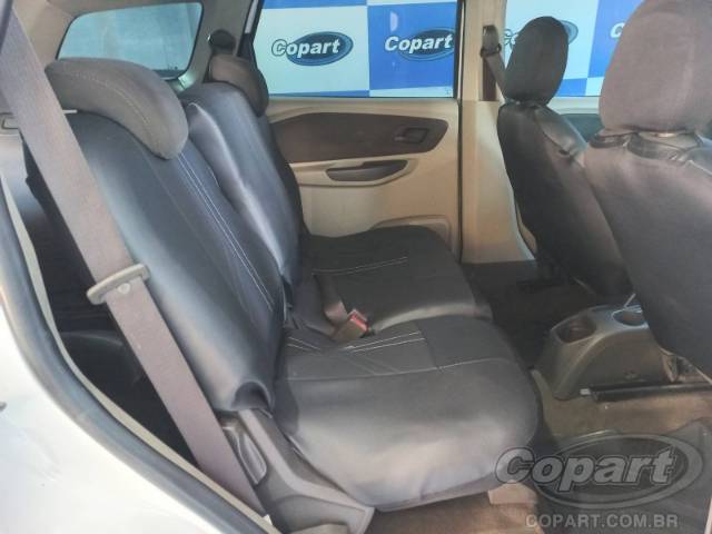 2014 CHEVROLET SPIN 