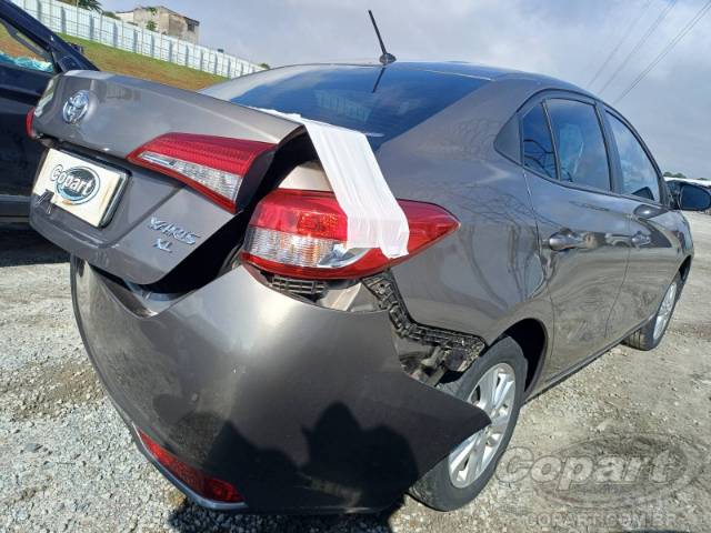 2019 TOYOTA YARIS SEDA 