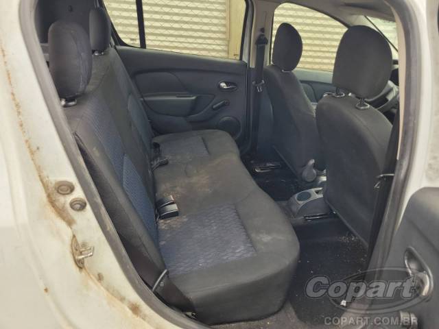 2015 RENAULT SANDERO 