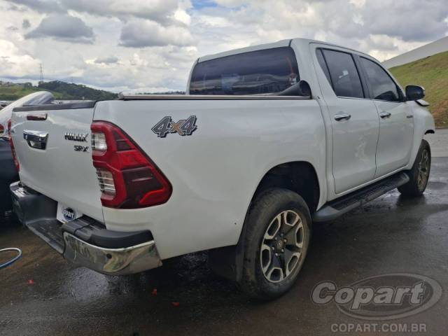 2024 TOYOTA HILUX CD 