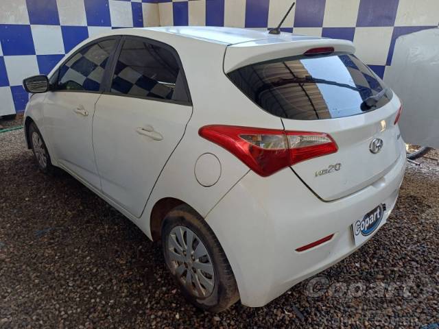2015 HYUNDAI HB20 