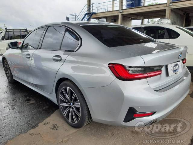 2021 BMW SERIE 3 