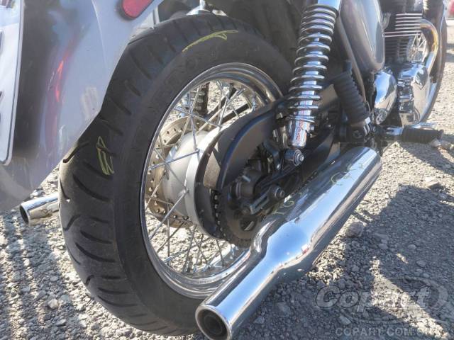 2013 TRIUMPH BONNEVILLE 