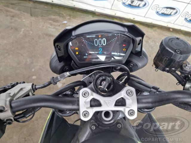 2020 TRIUMPH STREET TRIPLE 