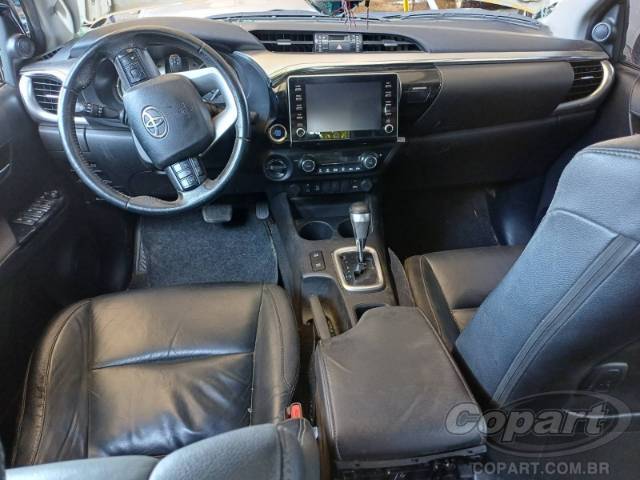 2021 TOYOTA HILUX CD 