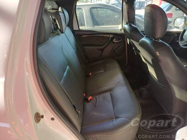 2017 RENAULT DUSTER OROCH 