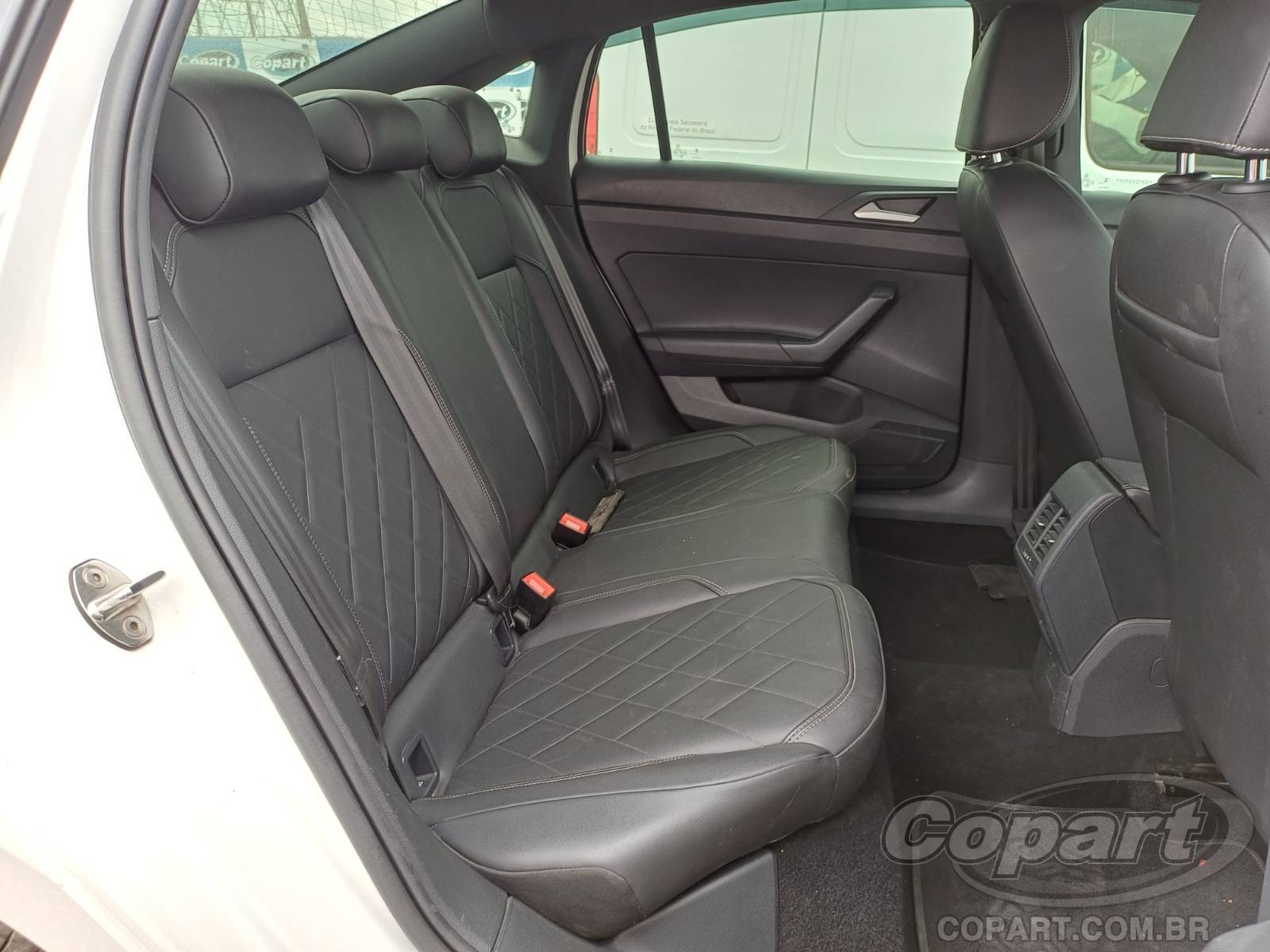 2025 VOLKSWAGEN VIRTUS — foto 6 de 11
