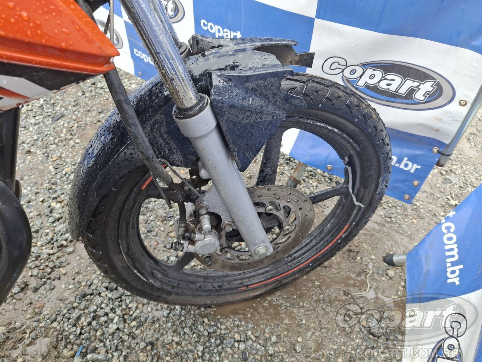 Foto 8 de 10: 2015 YAMAHA FAZER