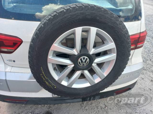 2015 VOLKSWAGEN FOX 