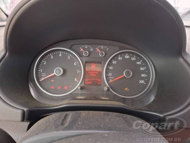 2015 VOLKSWAGEN VOYAGE 