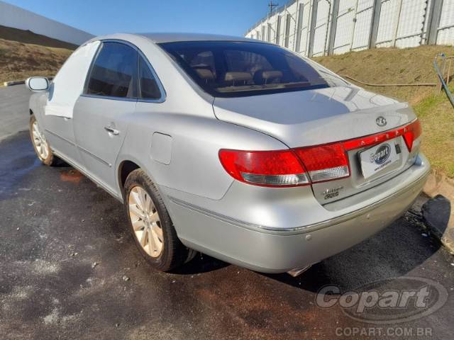 2010 HYUNDAI AZERA 